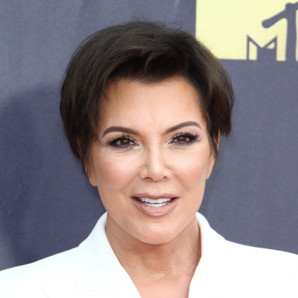 Kris Jenner posent lors du photocall de la soirée des "MTV Movie And TV Awards" à Santa Monica le 16 juin 2018.