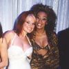 Geri Halliwell et Melanie Brown à Londres en 1997.