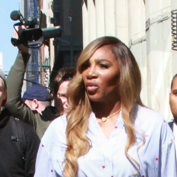 Serena Williams à la sortie des bureaux de BuzzFeed à New York le 3 avril 2019.