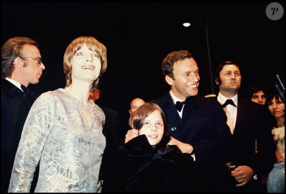 Romy Schneider, Jean-Louis Trintignant et sa fille Marie à Cannes en 1971