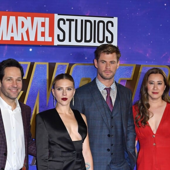 Chris Hemsworth, Scarlett Johansson, Paul Rudd, Anthony Russo, Joe Russo à la première de "Avengers: Endgame" au cinéma Picture House Central à Londres, le 10 avril 2019.