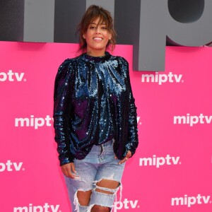 Amel Bent pour la série 'Kings' lors du photocall de la 5ème montée des marches de la 2ème édition du "Canneseries" au palais des Festivals à Cannes, France, le 9 avril 2019. © Bruno Bébert/Bestimage