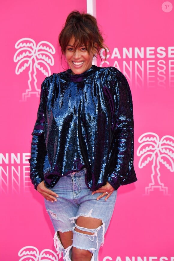 Amel Bent pour la série 'Kings' lors du photocall de la 5ème montée des marches de la 2ème édition du "Canneseries" au palais des Festivals à Cannes, France, le 9 avril 2019. © Bruno Bébert/Bestimage