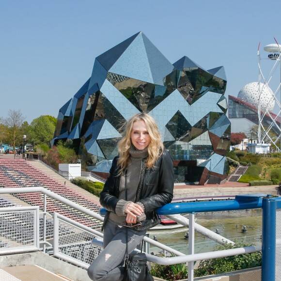 Exclusif - Tonya Kinzinger lors de l'inauguration de Futuropolis, la nouvelle ville des enfants, dans le parc du Futuroscope à Poitiers le 13 avril 2019. Avec 21 jeux et attractions répartis sur 3 hectares, cette mini-cité concentre sur un mode ludique toutes les envies des enfants et tous les métiers qu'ils rêveraient d'exercer dans le futur. © Philippe Doignon / Bestimage