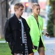 Exclusif - Justin Bieber et Hailey Baldwin Bieber sortent de l'hôtel Waldorf Astoria à Beverly Hills, Los Angeles. Hailey porte une veste de costume XXL jaune fluo! Le 27 mars 2019.