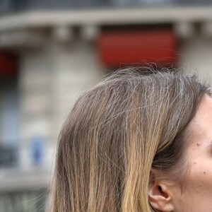 Natalia Vodianova constate les dégâts de l'incendie de la cathédrale Notre-Dame de Paris le 16 avril 2019. © Stéphane Lemouton / Bestimage