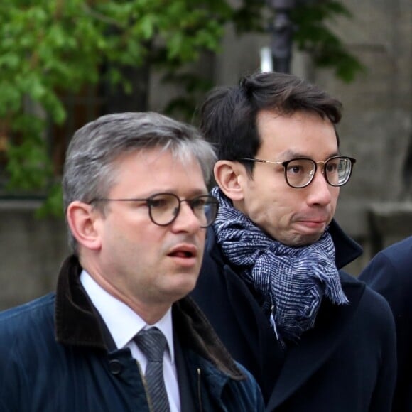 Antoine Arnault et sa compagne Natalia Vodianova viennent constater les dégâts de l'incendie de la cathédrale Notre-Dame de Paris le 16 avril 2019. © Stéphane Lemouton / Bestimage