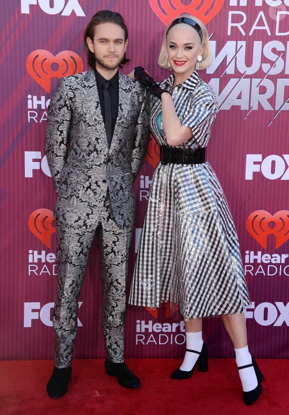 Zedd et Katy Perry au photocall des "2019 iHeart Radio Music Awards" au Microsoft Theatre à Los Angeles, le 14 mars 2019.