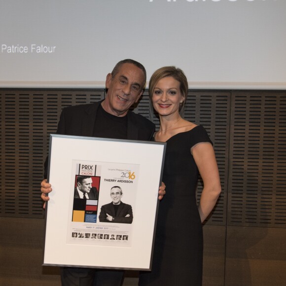 Thierry Ardisson et sa femme Audrey Crespo-Mara - Cérémonie du Prix Philippe Caloni décerné à Thierry Ardisson à la SCAM (Société civile des auteurs multimedia) à Paris le 17 janvier 2017. © Pierre Perusseau/Bestimage