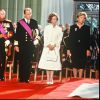 Le grand-duc Jean de Luxembourg avec Albert, Paola, Fabiola, Philippe et Laurent de Belgique en août 1993 au funérailles du roi Baudouin.