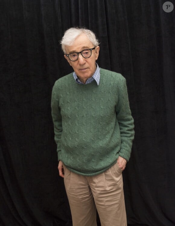Info - Woody Allen réclame des millions de dollars à Amazon pour rupture abusive de contrat - Woody Allen - Conférence de presse avec les acteurs du film "Wonder Wheel" à New York. Le 14 octobre 2017.