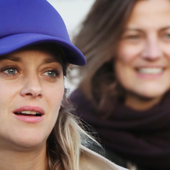 Exclusif - Marion Cotillard lors de l'avant-première nationale du film "Nous finirons ensemble" (suite des "Petits Mouchoirs") au cinéma le Rex d'Andernos-les-Bains, bassin d'Arcachon, France, le 17 avril 2019. L'équipe du film à ensuite organisé une deuxième projection pour les acteurs et leurs proches, suivi par une fête afin de célébrer leurs retrouvailles sur le lieu du tournage. © Patrick Bernard/Bestimage