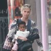Exclusif - Charlize Theron emmène ses enfants Jackson et August Theron à leur cours de musique à Los Angeles, le 11 mars 2016