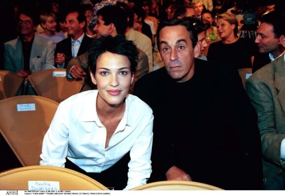 Linda Hardy et Thierry Ardisson - Rentrée de France 2 et France 3 à l'Espace Gabriel à Paris, le 31 août 1999.