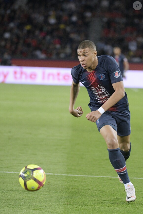 Kylian Mbappé lors du match de Ligue 1 "PSG - ASM (3-1)" au Parc des Princes à Paris, le 21 avril 2019. © Giancarlo Gorassini/Bestimage