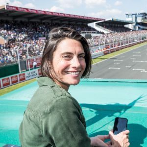 Exclusif - Alessandra Sublet, qui a récemment passé son permis Moto, a assisté pour la première fois à la 42e édition des 24 Heures Motos ce week-end. Après être venue de Paris en moto, elle a pu découvrir les coulisses de cet événement. Son programme a été intense : baptême de piste sur le circuit Bugatti, parade, rencontre de l'équipage 100% féminin (le Girls Racing Team avec notamment la jeune M. Coignard) et de Lil’Viber qui a participé à la Women’s Cup. Elle a également pu passer des nombreux moments avec les spectateurs venus en nombre ou encore assister à un relais de nuit dans le team Suzuki. Le Mans du 19 au 20 Avril 2019. © Cyril Moreau / Bestimage