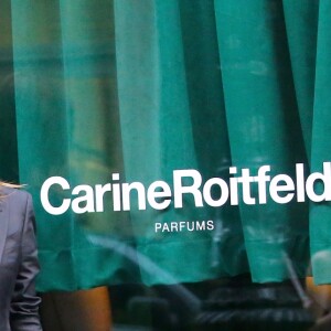 Carine Roitfeld arrive au lancement de sa collection de parfums à New York le 4 mai 2019.