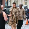 Kris Jenner : Féline comme sa fille Kim Kardashian, elle épate Gigi Hadid