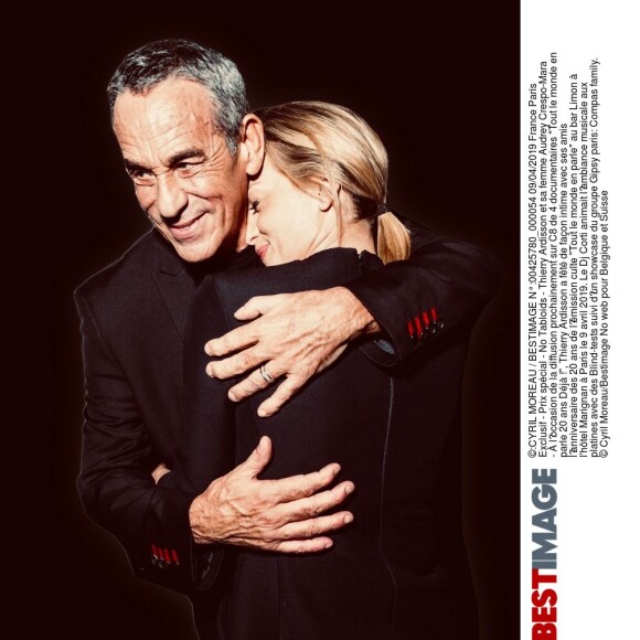  Exclusif - Thierry Ardisson et sa femme Audrey Crespo-Mara - À l'occasion de la diffusion prochainement sur C8 de 4 documentaires "Tout le monde en parle 20 ans Déjà !", Thierry Ardisson a fêté de façon intime avec ses amis l'anniversaire des 20 ans de l'émission culte "Tout le monde en parle" au bar Limon à l'hôtel Marignan à Paris le 9 avril 2019. Le Dj Corti animait l'ambiance musicale aux platines avec des Blind-tests suivi d'un showcase du groupe Gipsy paris: Compas family. © Cyril Moreau/Bestimage
