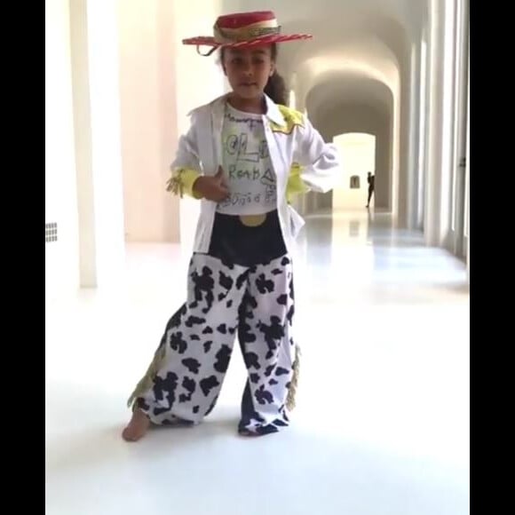 North West, 5 ans, réalise son premier clip de musique sur la chanson "Old Town Road" de Lil Nas X.