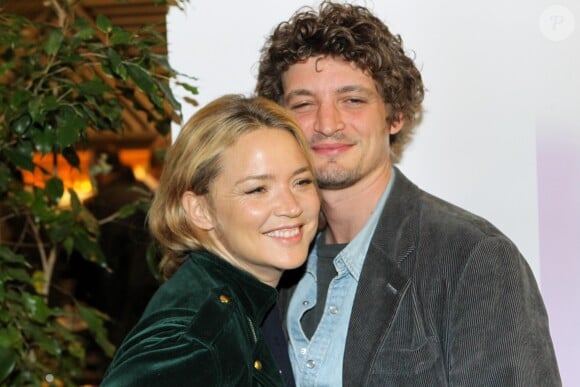 Virginie Efira et son compagnon Niels Schneider - Première du film "Un amour impossible" lors du festival du film français à Athènes en Grèce le 6 avril 2019