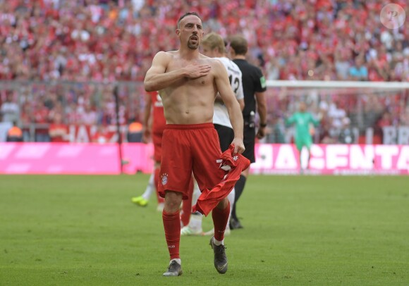 Franck Ribéry - Franck Ribéry célèbre le titre de champion d'allemagne et son dernier match sous les couleurs du Bayern de Munich le 18 Mai 2019. 18/05/2019 - Munich
