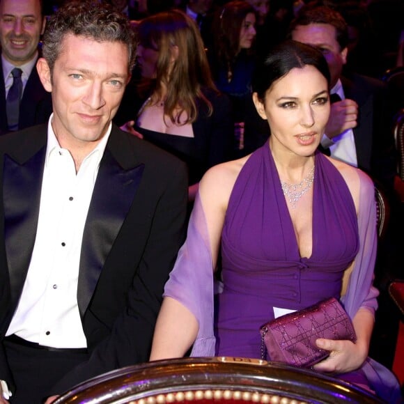 Vincent Cassel et Monica Bellucci lors de la 34e cérémonie des César au théâtre du Châtelet, à Paris, en 2009.