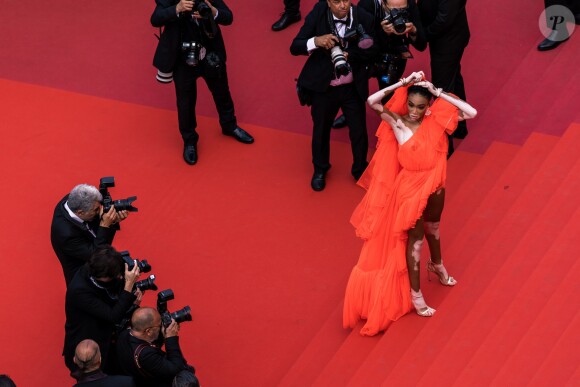Winnie Harlow à la montée des marches du film "Once upon a time... in Hollywood" lors du 72ème Festival International du Film de Cannes. Le 21 mai 2019 © Borde - Jacovides - Moreau / Bestimage