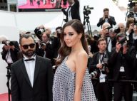 Nabilla cache son baby bump pour une montée des marches solo à Cannes
