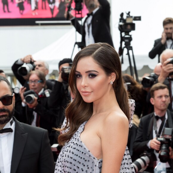 Nabilla Benattia (enceinte) - Montée des marches du film "Roubaix, une lumière (Oh Mercy!)" lors du 72ème Festival International du Film de Cannes. Le 22 mai 2019 © Jacovides-Moreau / Bestimage