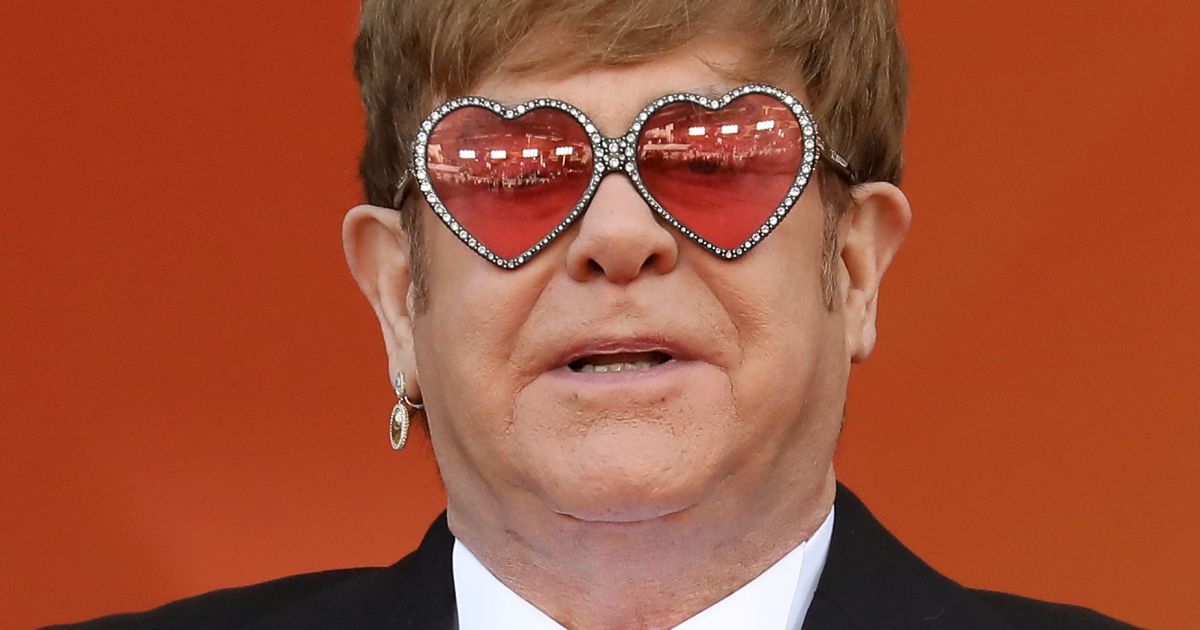 Elton John (Lunettes Gucci) - Montée Des Marches Du Film Rocketman Lors ...