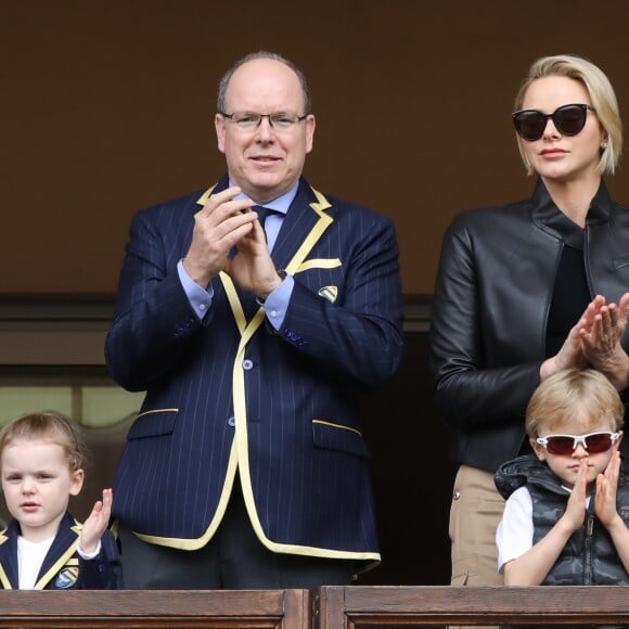 Le prince Albert II et la princesse Charlène de Monaco avec leurs enfants le prince Jacques de Monaco et la princesse Gabriella de Monaco lors de la 9ème édition du Tournoi Sainte Dévote de Rugby au Stade Louis II à Monaco, le 11 mai 2019. © Jean-Charles Vinaj/Pool/Bestimage