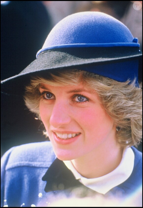 La princesse Lady Diana à l'office religieux Pacal le 8 avril 1986.
