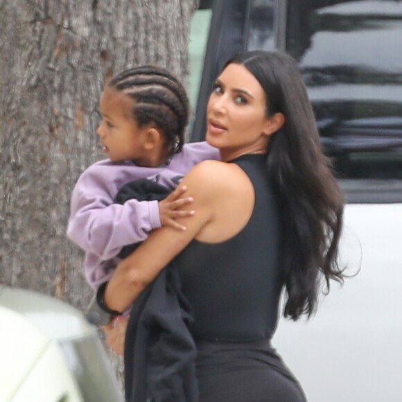 Kim Kardashian et son fils Saint West - Les Kardashians arrivent à la messe dominicale de K.West à Los Angeles, le 26 mai 2019.