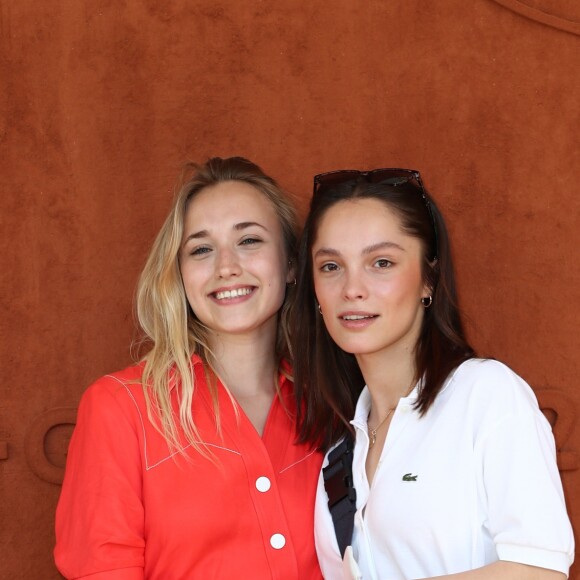 Chloé Jouannet et Lola Le Lann au village lors des internationaux de tennis de Roland-Garros à Paris, France, le 1 juin 2019. © Jacovides-Moreau/Bestimage