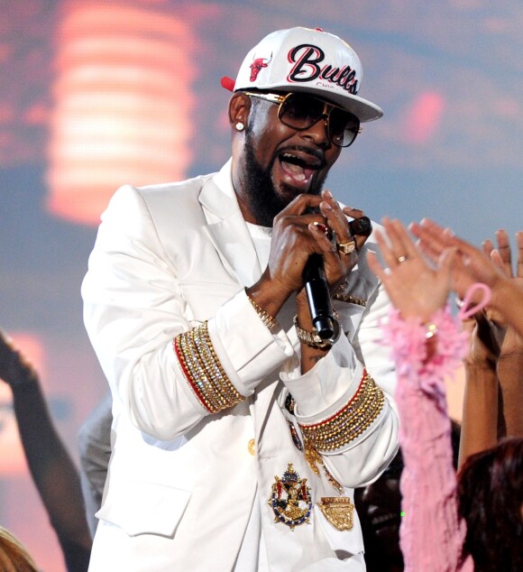 Le rappeur R. Kelly (Robert Sylvester Kelly), accusé d'agressions sexuelles est lâché par Sony Music R. 18/01/2019 - Miami