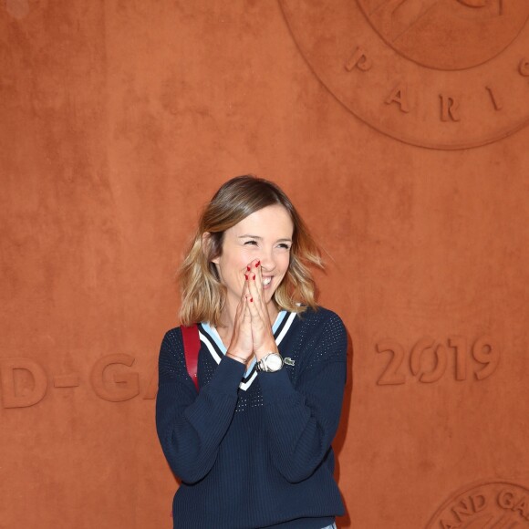 Isabelle Ithurburu - Célébrités dans le village des internationaux de France de tennis de Roland Garros à Paris, France, le 6 juin 2019. © Jacovides-Moreau/Bestimage