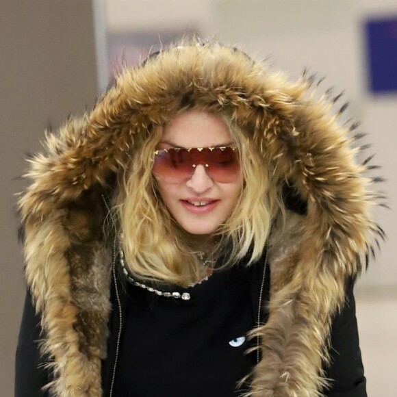 Exclusif - Madonna arrive à l'aéroport de New York, le 1er février 2019.