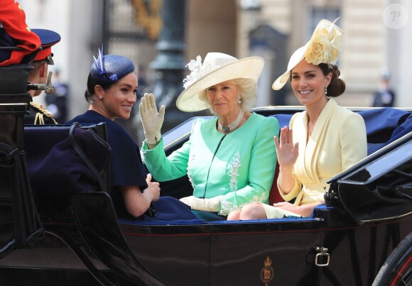 Meghan Markle, duchesse de Sussex, partageait un landau avec Kate Middleton, duchesse de Cambridge, lors de la parade Trooping the Colour à Londres le 8 juin 2019.