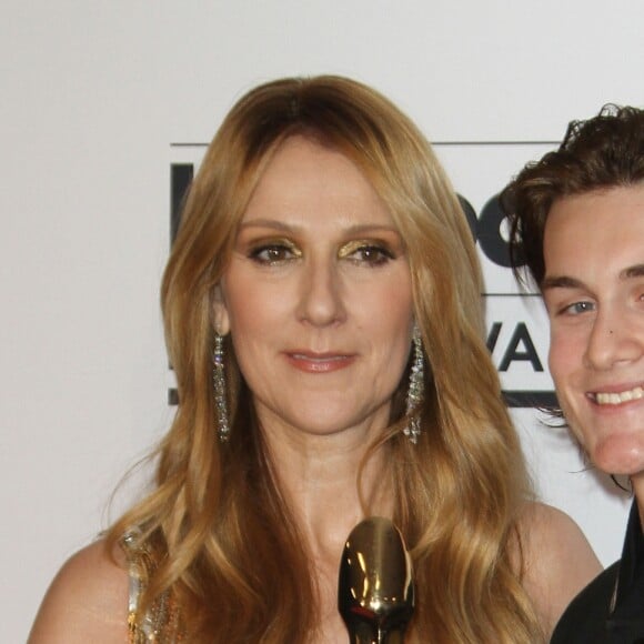 Céline Dion et son fils René Charles Angélil au press room de la soirée Billboard Music Awards à T-Mobile Arena à Las Vegas, le 22 mai 2016
