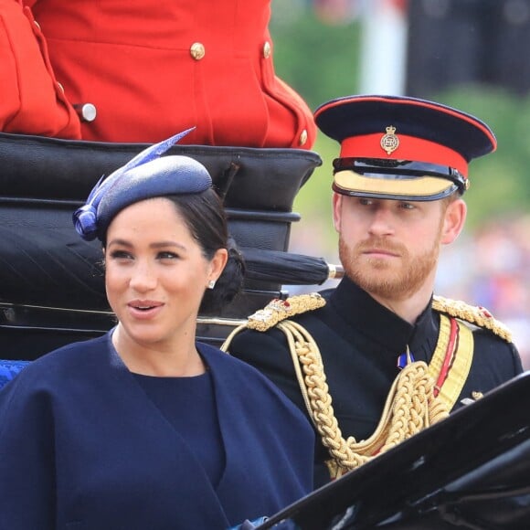 Meghan Markle, duchesse de Sussex, a fait une réapparition publique en plein congé maternité pour assister aux cérémonies de Trooping the Colour le 8 juin 2019 au palais de Buckingham, à Londres.