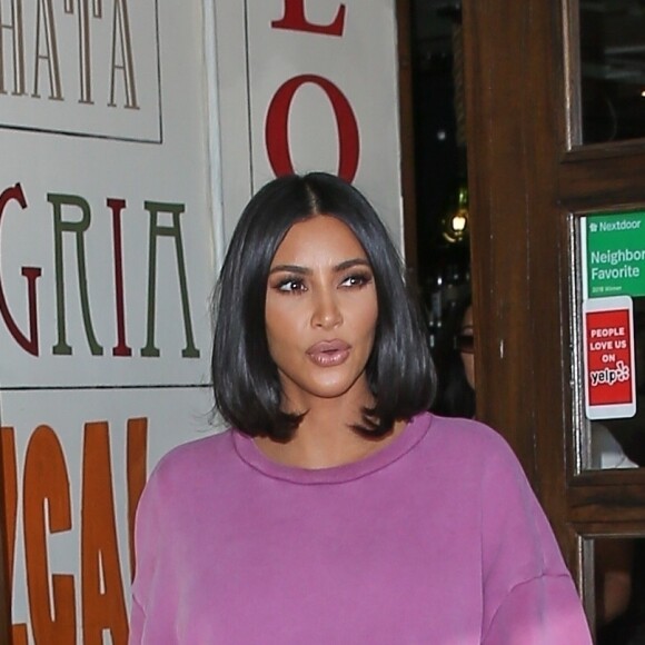 Exclusif - Kim Kardashian s'est arrêtée dîner dans le restaurant 'Plata Taqueria & Cantina' à Agoura Hills alors qu'elle rentre d'un entretien à la Maison Blanche, le 14 juin 2019.