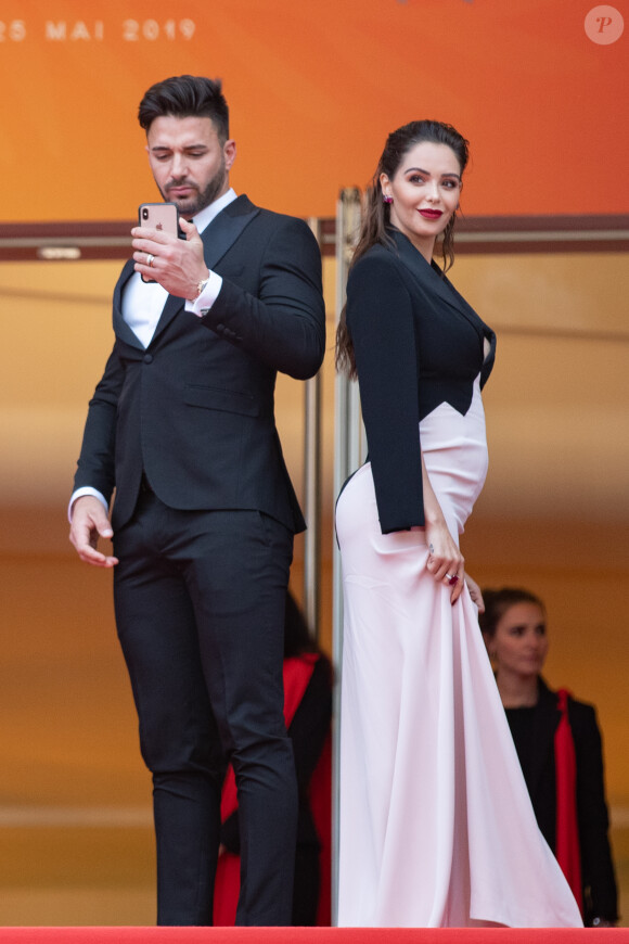 Nabilla Benattia, enceinte, au bras de son mari Thomas Vergara lors de la montée des marches du film "A Hidden Life" lors du 72ème Festival International du Film de Cannes, le 19 mai 2019. © Jacovides-Moreau / Bestimage
