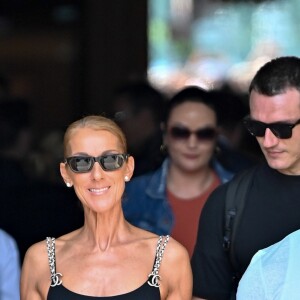 Céline Dion à la sortie de l'hôtel de Crillon à Paris le 27 juin 2019.