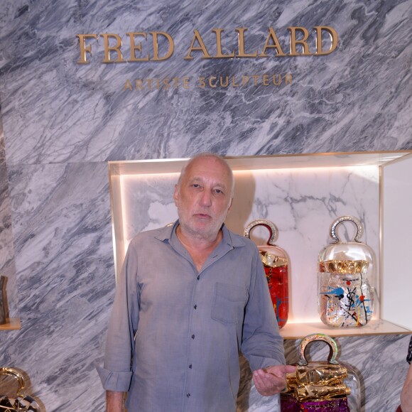 Exclusif - François Berléand - Inauguration de la galerie Fred Allard (artiste représenté par les Galeries Bartoux) à l'hôtel Lutetia à Paris le 27 juin 2019. © Rachid Bellak/Bestimage