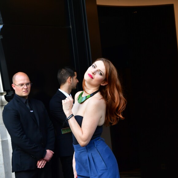 Exclusif - Elodie Frégé - Inauguration de la galerie Fred Allard (artiste représenté par les Galeries Bartoux) à l'hôtel Lutetia à Paris le 27 juin 2019. © Rachid Bellak/Bestimage