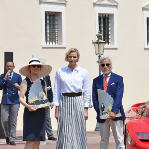 La princesse Charlène de Monaco remet le prix Solitaires: Ferrari Mythos lors du concours Elégance et Automobile à Monte-Carlo 2019 sur la place du palais à Monaco, le 30 juin 2019. © Bruno Bebert/Bestimage