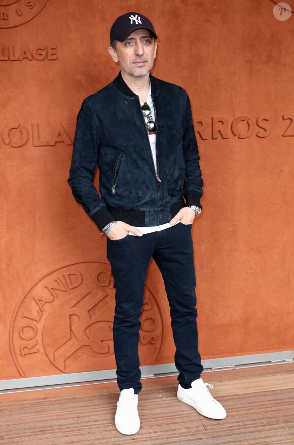 Gad Elmaleh - People au village pour la finale hommes lors des internationaux de France de tennis de Roland Garros 2019 à Paris le 9 juin 2019. © Jacovides - Moreau / Bestimage
