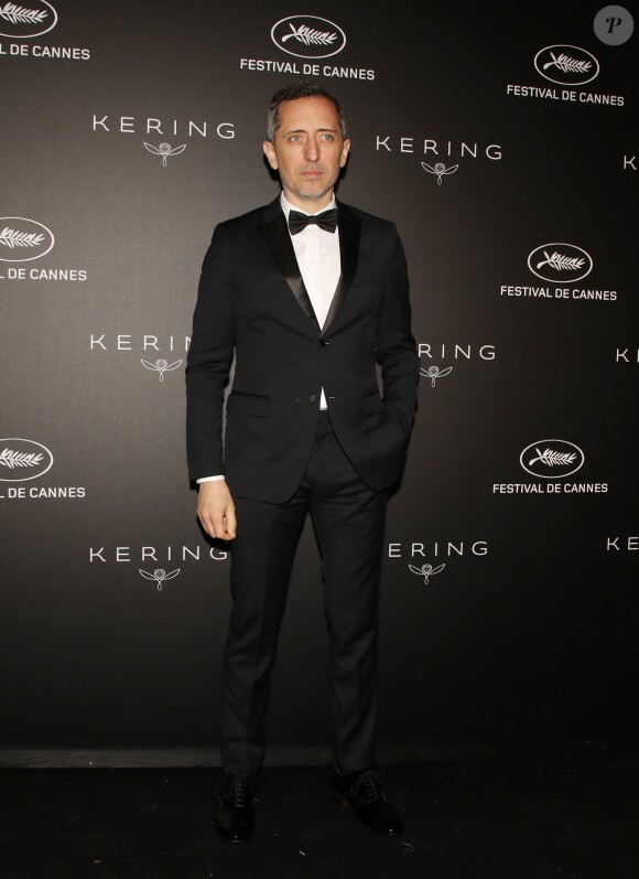 Gad Elmaleh - Photocall de la soirée Kering "Women In Motion Awards", Place de la Castre, lors du 72ème Festival International du Film de Cannes. Le 19 mai 2019 © Denis Guignebourg / Bestimage