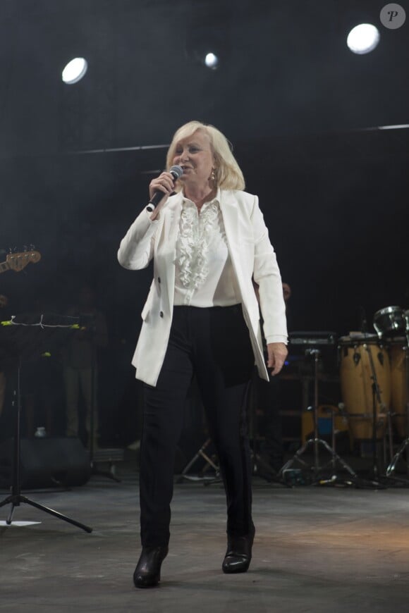 Exclusif - Michèle Torr - Concert Enfant Star & Match à la pinède Gould à Juan Les Pins, France, le 8 juillet 2017. © JLPPA/Bestimage